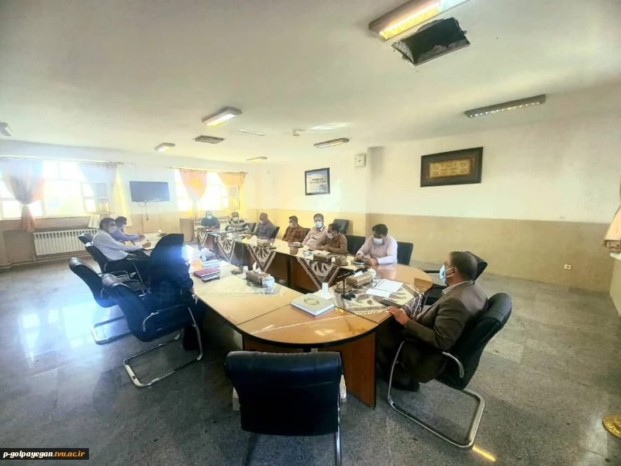 برگزاری جلسه برنامه ریزی سال تحصیلی جدید با حضور عوامل اجرایی آموزشکده فنی و حرفه ای پسران گلپایگان 7