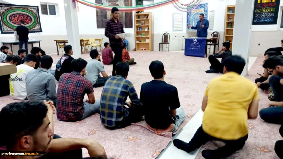 نشست صمیمانه رئیس آموزشکده با دانشجویان ساکن خوابگاه 6