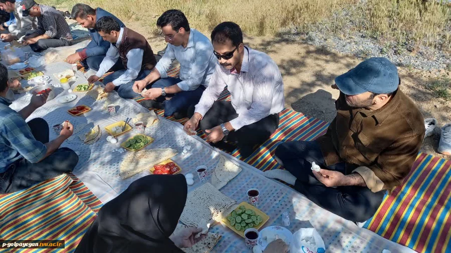 صبحانه کاری و نشست صمیمی رئیس با کارکنان آموزشکده 7