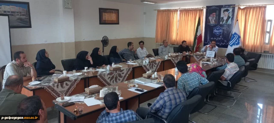 دفتر مشاوره و سلامت دانشگاه با همکاری جمعیت هلال احمر برگزار کرد. 2