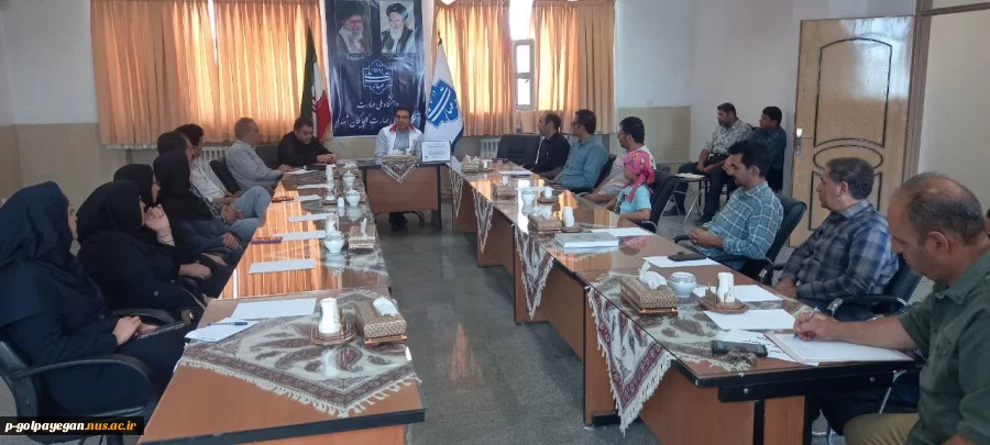 دفتر مشاوره و سلامت دانشگاه با همکاری جمعیت هلال احمر برگزار کرد. 3