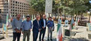 مراسم غبارروبی و عطر افشانی مزار شهدای گمنام به مناسبت هفته دفاع مقدس با حضور رئیس و کارکنان آموزشکده ملی مهارت گلپایگان برگزار گردید.  4