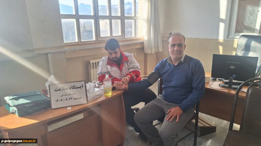 برپایی ایستگاه سلامت " پایش قند و فشار خون" 5