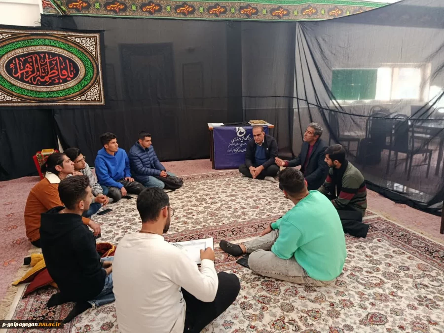 نشست رئیس دانشگاه با اعضای کانون دانشجویی شعر و موسیقی 6