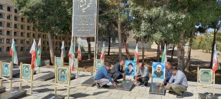 غبار روبی و عطرافشانی گلزار شهدا گلپایگان به  مناسبت ۳خرداد سالروز آزاد سازی خرمشهر
